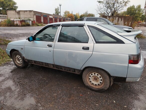 2004 Lada (ВАЗ) 2112, серебристый, 170000 рублей - вид 2