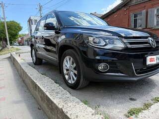 2012 Volkswagen Tiguan I Рестайлинг, чёрный, 1880000 рублей, вид 2