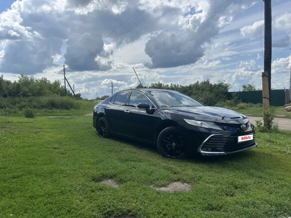 2020 Toyota Camry VIII (XV70), чёрный - вид 2