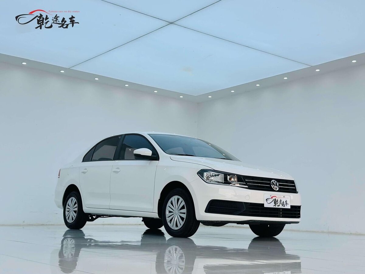 Открыть фотографии: Volkswagen Santana III