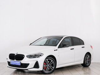 2022 BMW 1 серии 120i III (F52) Рестайлинг, белый, 2199000 рублей, вид 3
