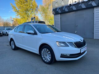 2019 Skoda Octavia III (A7) Рестайлинг, белый, 1711500 рублей, вид 3