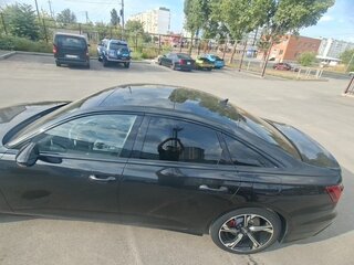2021 Audi A6 55 TFSI e V (C8), серый, 4200000 рублей, вид 3