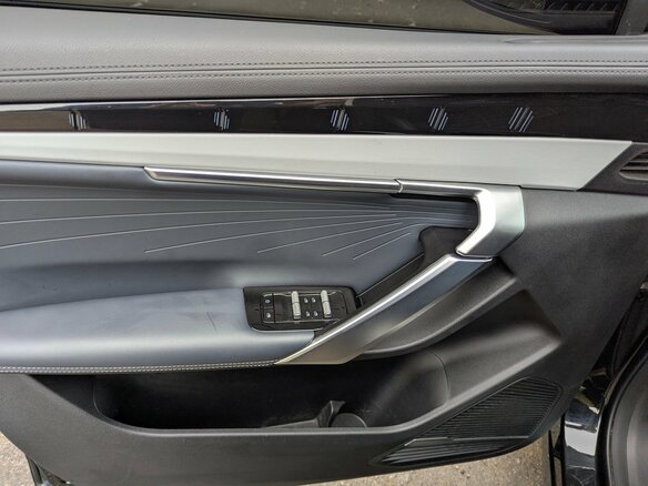2025 Geely Atlas II, чёрный, 3055000 рублей - вид 17