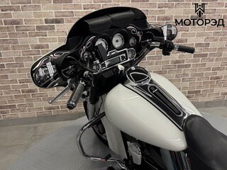 2008 Harley-Davidson Street Glide, белый, 885000 рублей, вид 4