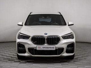 2020 BMW X1 20i xDrive II (F48) Рестайлинг, белый, 2475000 рублей, вид 2
