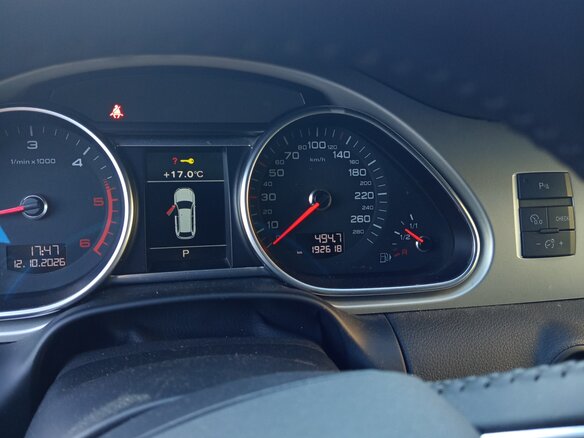 2015 Audi Q7 I (4L) Рестайлинг, чёрный, 3200000 рублей - вид 7