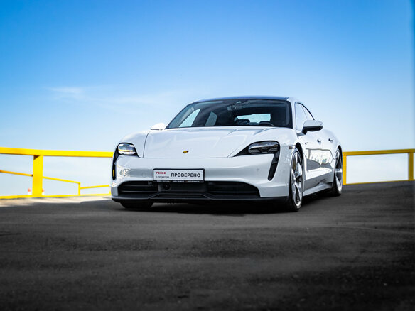 2020 Porsche Taycan 4S I, белый - вид 23