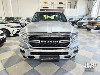 2022 Ram 1500 Crew Cab V, серый, 8549000 рублей, вид 2