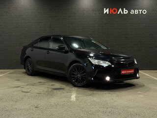 2015 Toyota Camry VII (XV50) Рестайлинг, чёрный, 1999000 рублей, вид 3