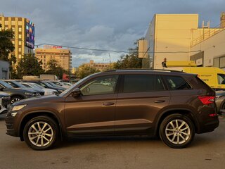 2018 Skoda Kodiaq I, коричневый, 2380000 рублей, вид 4