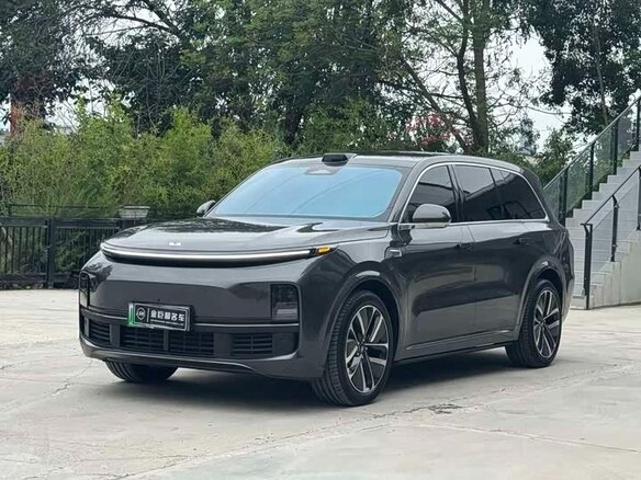 2025 Li Auto (Lixiang) L9 52.3 kWh I Рестайлинг, серый, 7929055 рублей - вид 2