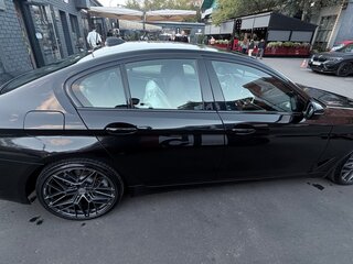 2019 BMW 5 серии 520d VII (G30/G31/G38), чёрный, 2790000 рублей, вид 5