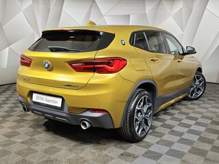 2018 BMW X2 xDrive20i I (F39), золотистый, 3350000 рублей, вид 2