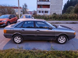 1987 Audi 80 IV (B3), серый, 140000 рублей, вид 4