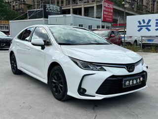 2021 Toyota Corolla XII (E210), белый, 1250000 рублей, вид 2