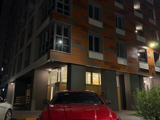 2013 Mercedes-Benz CLS AMG 63 AMG II (W218), красный, 3099000 рублей, вид 2