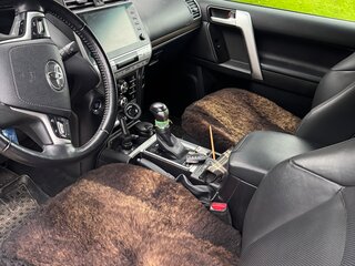 2021 Toyota Land Cruiser Prado 150 Series Рестайлинг 3, чёрный, 7000000 рублей, вид 3