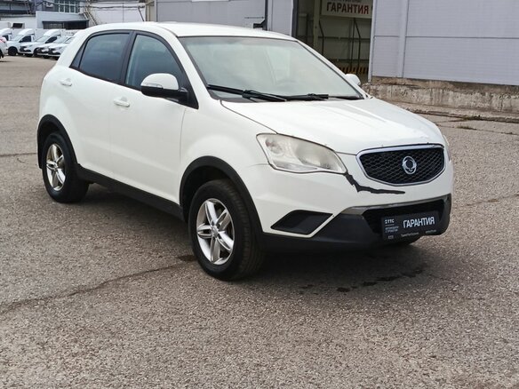 2011 SsangYong Actyon II, белый, 690000 рублей - вид 2