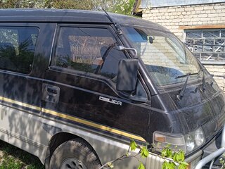 1991 Mitsubishi Delica III, чёрный, 660000 рублей, вид 3