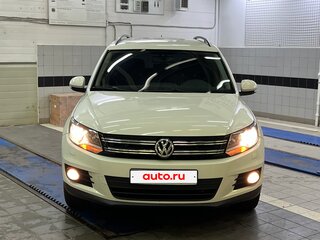 2013 Volkswagen Tiguan I Рестайлинг, белый, 1250000 рублей, вид 2