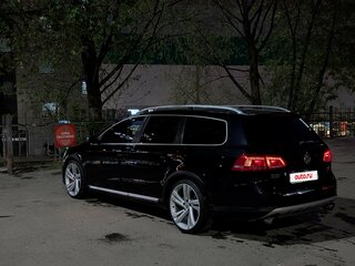 2013 Volkswagen Passat Alltrack B7, чёрный, 1690000 рублей, вид 2
