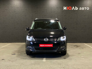 2011 Volkswagen Sharan II, чёрный, 1435000 рублей, вид 2