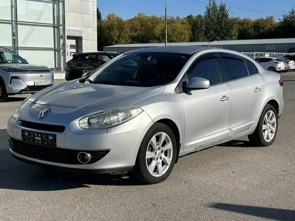 2010 Renault Fluence I, серый, 530000 рублей