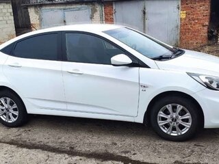 2014 Hyundai Solaris I Рестайлинг, белый, 895000 рублей, вид 1