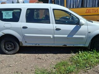 2015 Lada (ВАЗ) Largus I, белый, 350000 рублей, вид 2