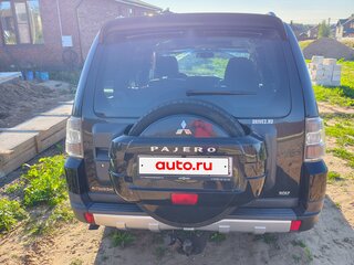 2007 Mitsubishi Pajero IV, чёрный, 2200000 рублей, вид 3