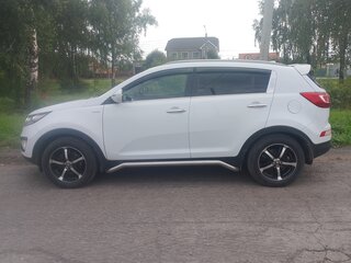 2011 Kia Sportage III, белый, 950000 рублей, вид 3