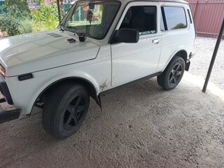 2014 Lada (ВАЗ) 2121 (4x4) I Рестайлинг, белый, 650000 рублей, вид 3