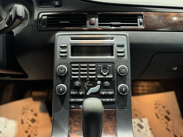 2008 Volvo S80 II, чёрный - вид 11