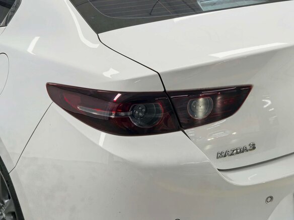 2025 Mazda 3 Axela IV (BP), белый, 1860000 рублей - вид 15