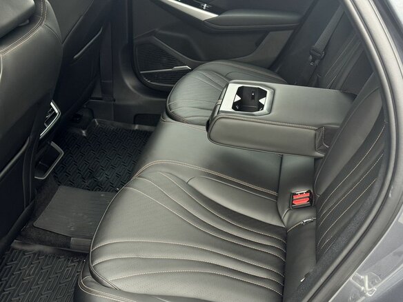 2026 Geely Preface I, серый, 3434990 рублей - вид 14