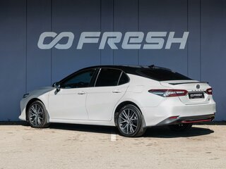 2021 Toyota Camry VIII (XV70) Рестайлинг, белый, 3200000 рублей, вид 2