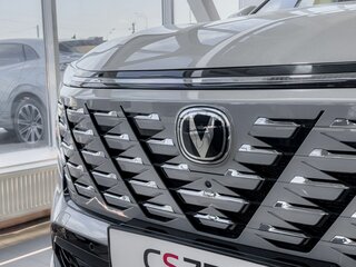 2025 Changan CS75 Plus IV, серый, 4339900 рублей, вид 4