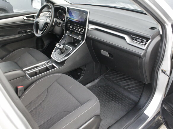 2023 Haval M6 II, серый, 1680000 рублей - вид 5