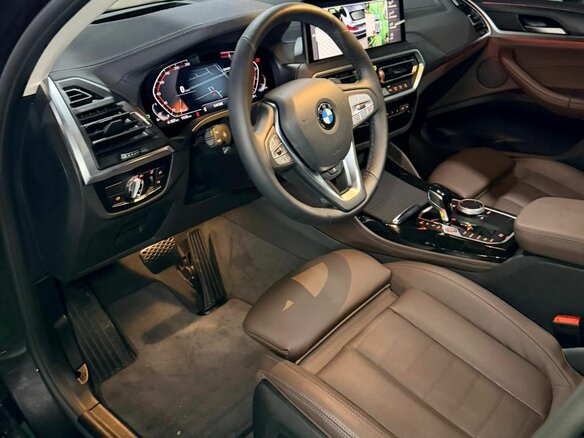 2025 BMW X4 20i II (G02) Рестайлинг, серый - вид 8