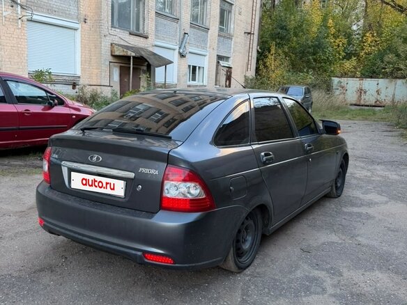 2013 Lada (ВАЗ) Priora I Рестайлинг, серебристый, 325000 рублей - вид 3