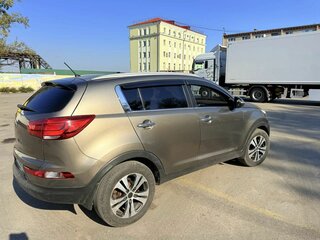 2015 Kia Sportage III Рестайлинг, коричневый, 1490000 рублей, вид 3