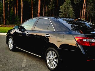 2014 Toyota Camry VII (XV50), чёрный, 1950000 рублей, вид 4