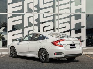 2020 Honda Civic X Рестайлинг, белый, 1929000 рублей, вид 2