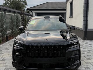 2026 Zeekr 8X Dawn, чёрный, 12910000 рублей, вид 2