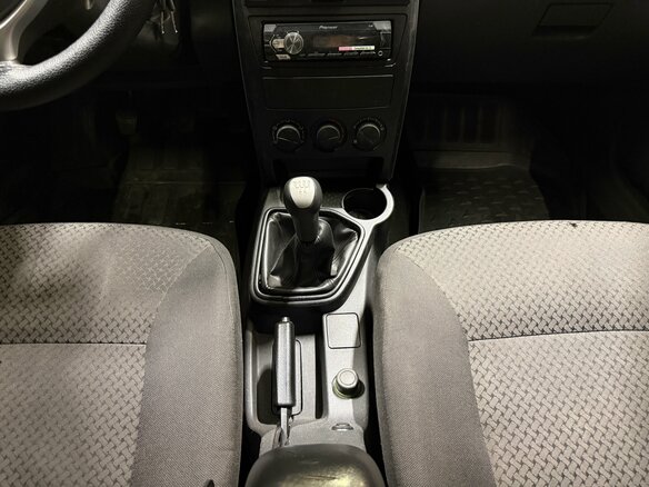 2013 Lada (ВАЗ) Priora I Рестайлинг, коричневый, 420000 рублей - вид 12