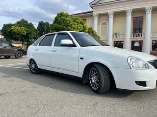 2014 Lada (ВАЗ) Priora I Рестайлинг, белый, 598000 рублей, вид 1