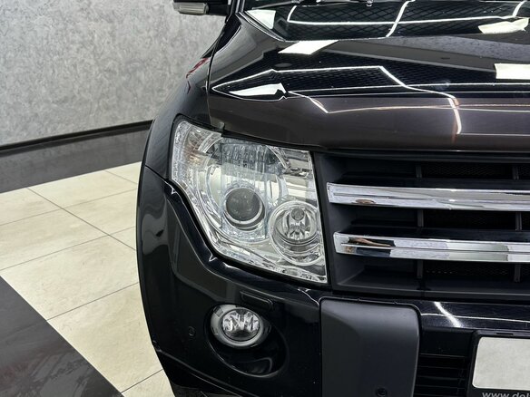 2011 Mitsubishi Pajero IV Рестайлинг 1, чёрный, 1899000 рублей - вид 7