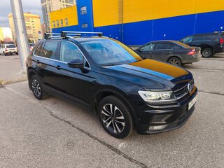 2019 Volkswagen Tiguan II, чёрный, 2288000 рублей, вид 3