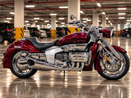 2005 Honda Valkyrie Rune, пурпурный, 2150000 рублей, вид 4